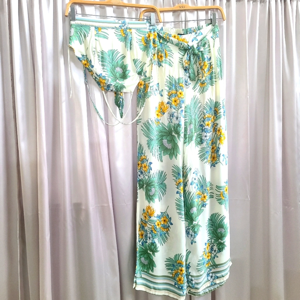 Miss Avenue 2 Piece Set Top + Pants Sz Small - Picture 2 of 5
